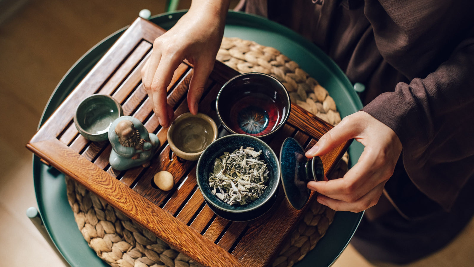 Why Don't Japanese Tea Cups Have Handles?