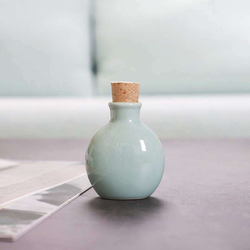 Ceramic Small Bottle Mini Vase