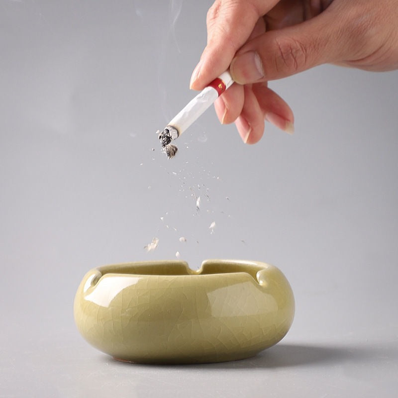 Ceramic ashtray home living room office personality creative retro anti-fly ash ashtray