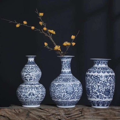 Blue and White Ceramic Vase - Elegant Jingdezhen Artistry for Your Home (6"-10")