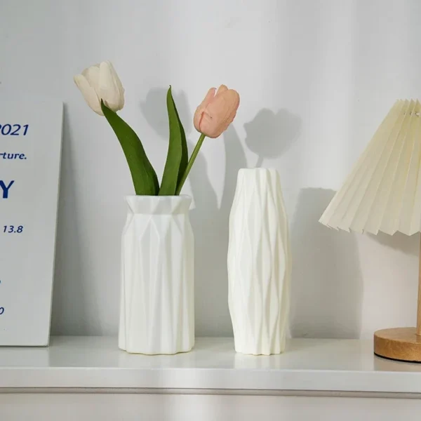 Shatterproof Nordic Floral Vase