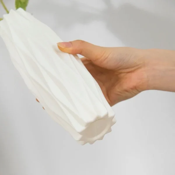 Shatterproof Nordic Floral Vase