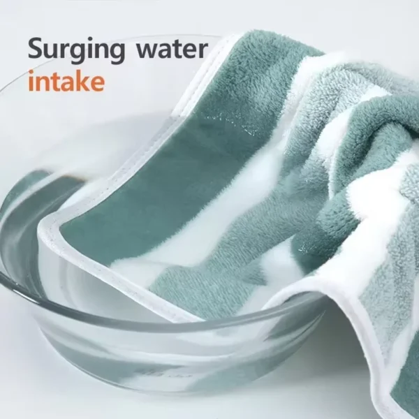 Striped Towel Set
