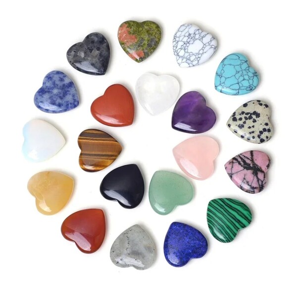 heart crystal gravel stones