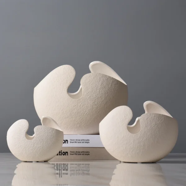 S56a2a3d277764721b2d3fc0673cde5836-1.webp Geometric Eggshell Ceramic Vase