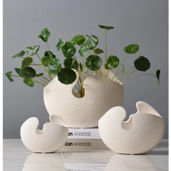 S7a0781def902411db03daa16111dcd65P.webp Geometric Eggshell Ceramic Vase